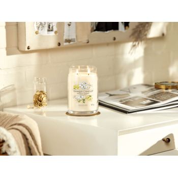 Midnight Jasmine Signature Candle ( polnočný jazmín ) - Vonná sviečka
